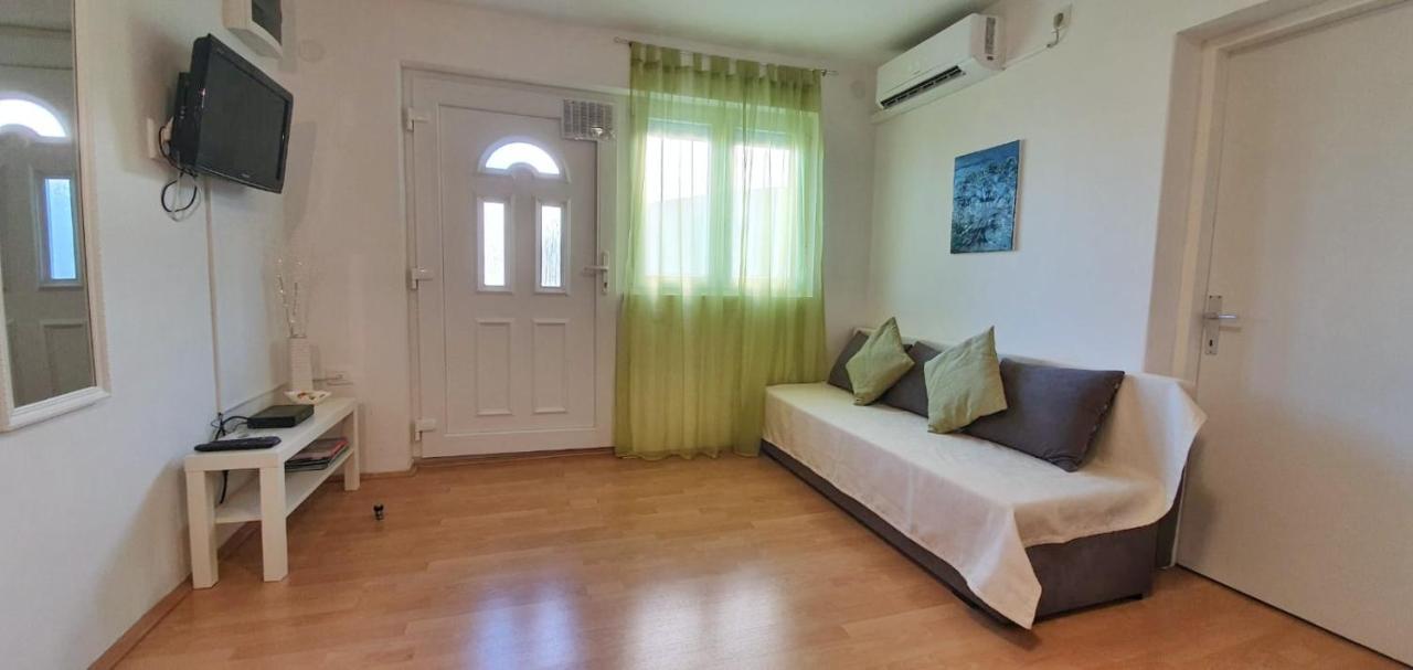 Apartment Mare *